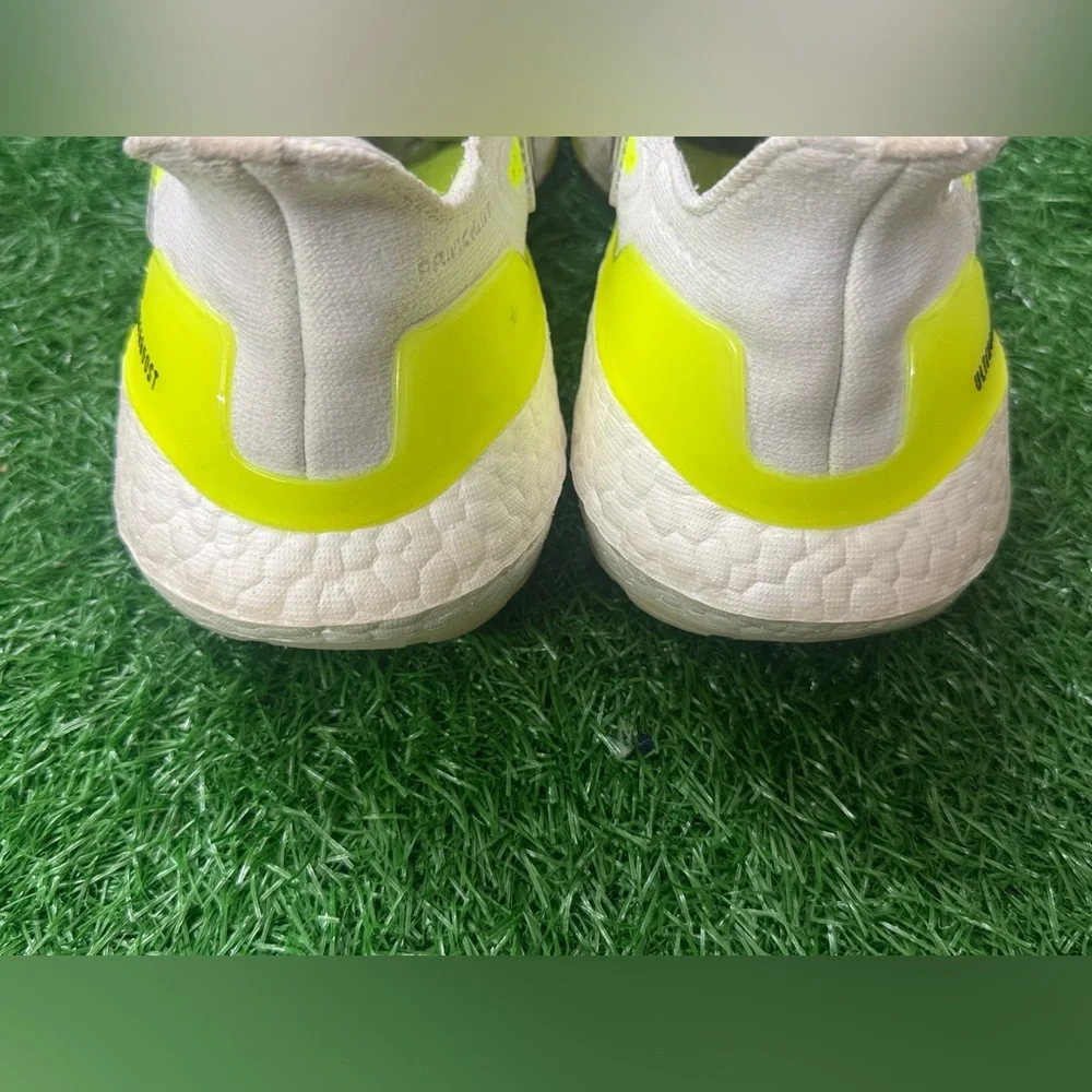 Adidas Ultra Boost 21 White Solar Yellow Men’s‎ Size 7.5